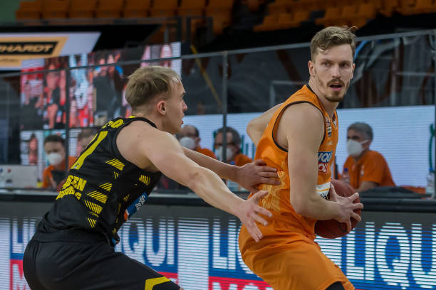 进行阵容的 进行阵容的